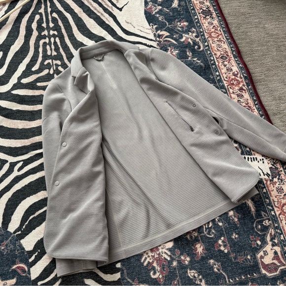 Lululemon athletica gray club jacket. - Picture 3 of 12
